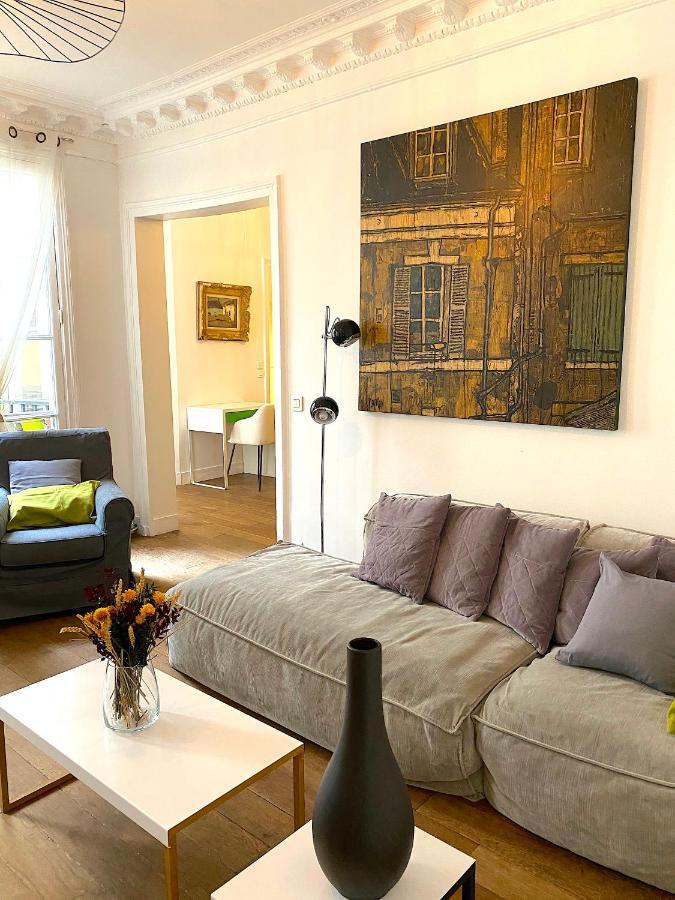 Real Parisian Apartment With 2 Bedrooms And Ac ภายนอก รูปภาพ